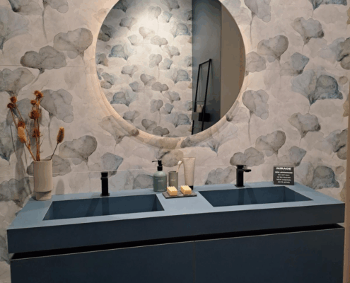 questa immagine serve e a rappresentare visualmente una delle tendenze bagno del 2026.